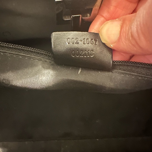 Gucci Black Leather Shoulder Bag with Silver Hardware - Picture 6 of 11